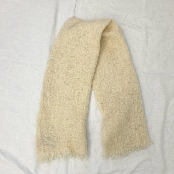 Donegal Design Mohair Wool Scarf Wrap Made in Ireland - Picture 4 of 13